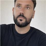 Professeur à domicile vous proposant des séances de conversations guidées afin de vous libérer à l'oral