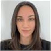 Studentessa di Economia e Management. Diplomata al liceo linguistico e con certificazione Cambridge livello First B2 in inglese.