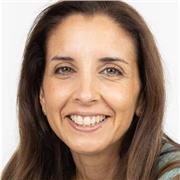 Profesora de Manualidades para niños titulada en Arte y Diseño