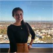 Deine Spanisch-Tutorin (Muttersprachlerin): ¡Fluidez Adaptada a ti y a tus Metas!