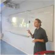 French or English for studies, business or simply an aventure! Lessons tailored to your needs and inclinations