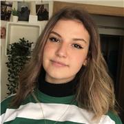 Profesora de química de chicos o chicas de la ESO