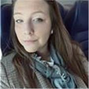 Laureata con massimo dei voti in Traduzione e interpretariato, offre ripetizioni di spagnolo a tutti i livelli. 