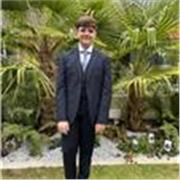 I’d describe myself as hardworking and charismatic person who enjoys a challenge with lessons aimed at gcse/A level students
