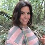 Profesora titulada con amplia experiencia, imparte cursos de agricultura, jardinería, forestal y medio ambiente.