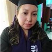 Docente con experiencia impartiendo clases para niños y adultos