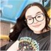 Studentka z wysokim poziomem języka angielskiego - Wsparcie w nauce języka angielskiego dla ucznia