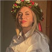 Laureata in Comunicazione Visiva offre aiuto compiti e ripetizioni per studenti di medie ed elementari