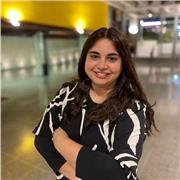 Español a un solo click!
Periodista chilena, con años de experiencia en redacción y educación.