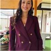 Laureata con il massimo dei voti in Psicologia e Tutor DSA, offro ripetizioni per materie umanistiche e supporto nei compiti. 
