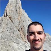 Graduado en biología con 1 año de experiencia en investigación y tres como consultor ambiental.