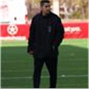 Entrenador de fútbol, además de monitor de tiempo libre