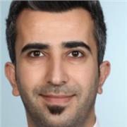 Kinder in alle Altersgruppen und dazu Arabisch und Kurdisch