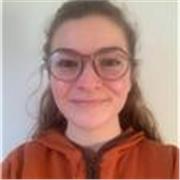 I am patient, warm, approachable and a lover of languages! My lessons are aimed at anyone who wants to improve their English