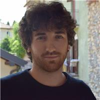 Docente di pianoforte impartisci lezione di pianoforte classico, jazz e moderno