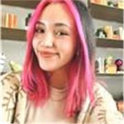 Profesora de Inglés y Español con enfoque comunicativo y acompañamiento personalizado. English and Spanish teacher