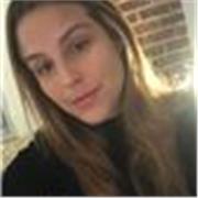 Estudiante en universidad de Navarra, Me gradué del Liceo francés
