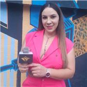 Nativa en Español Nacida en Ecuador, me gusta enseñar