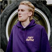 Englisch-Tutor, der Schüler und Erwachsene aller Altersgruppen unterrichtet