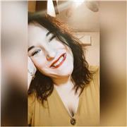 Laureata in Filologia moderna offre lezioni di Letteratura italiana