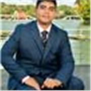 Licenciado en Idiomas con entusiasmo de impartir clases de inglés