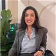 Sono Jasmin, 26 anni,offro ripetizioni a Lecce. Ho frequentato il Liceo Classico Palmieri e sono una laureanda in Giurispridenza. 