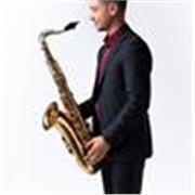 Imparto clases de saxofón (niveles elemental, profesional, superior o máster)