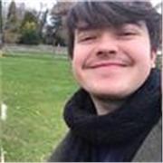 I am a native English speaker, and have extensive experience both as learner and tutor/teacher