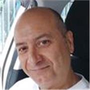Licenciado en psicología y en el último año he dado un curso de peligros de las RRSS a niños de 9 a 11 años.