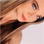 Me defino como una persona empatía, con los conocimientos esenciales para enseñar a los demás, tengo excelente vocación para dirigirme a los alumnos y así poder enseñarles lo mejor de mi