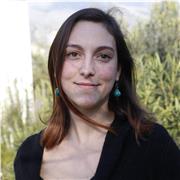 Laureanda in lingue impartisce lezioni di italiano per stranieri