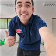 Profesor dicta clases de psicomotricidad, motricidad de locomoción - manipulación y especialización deportiva