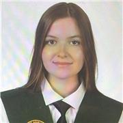 Estudiante que busca enseñar conocimientos matemáticos. Sobresaliente en bachillerato. Todo tipo de alumnos de sociales.