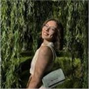 Laureanda in Lingue Culture e Letterature Moderne pee