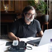 20 years plus experienced lecturer in FE and HE looking for a remote part-time job