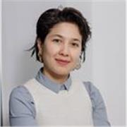 Hi, I am Madina. The moment I was first introduced to English, learning it has become my passion. Now, I want to help others. 