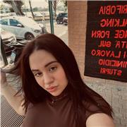 Aiuterò i ragazzi o i bambini a fare compiti dalle elementari alle medie,sono preparata anche in matematica e fisica per Il liceo.