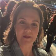 Professora Dra. com ampla experiência em aulas presenciais e onlines