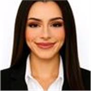 Docente universitaria y pedagoga con formación en Educación y Maestría en Innovación para la Práctica Docente