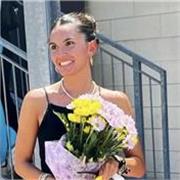 Sono una ragazza di 20 anni, diplomata al liceo linguistico e voglio aiutare chi ne ha bisogno facendo conversazione italiana!