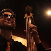 Diplomato al conservatorio di Musica “S.Cecilia” a Roma, insegna SOLFEGGIO, TEORIA ARMONIA E ANALISI, EAR TRAINING, INIZIAZIONE MUSICALE