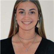 Soy Claudia , estudiante de psicología , me apasionan los niños y todo lo que conlleve ayudar !