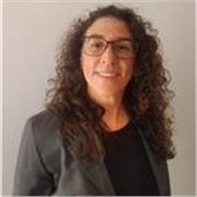 Docente con ganas de transmitir de manera practica. 