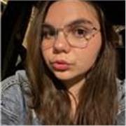Chica profesional, disciplinada, cercana y organizada; me podría ajustar a impartir clases tanto de inglés como de naturales.