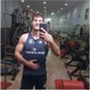 Aficionado a los deportes y capacitado busca poner en practica todo lo aprendido queriendo ayudar a otros