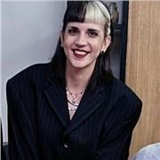 Offro lezioni e aiuto compiti in inglese, spagnolo, italiano per studenti di tutte le età.