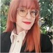 Con experiencia en copy para anuncios en meta, post en redes sociales y emailing en una empresa de marketing digital.