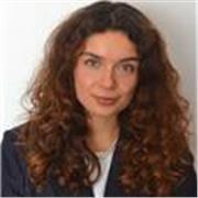 Laureata in Giurisprudenza con lode, con esperienza di tutoraggio universitario, offre ripetizioni di diritto online per studenti.