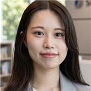 Bilingual Japanese tutor in Canada with experience supporting international students and one-to-one communication lessons.