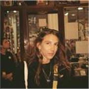 Profesora de UX/UI, Research y Diseño Estratégico